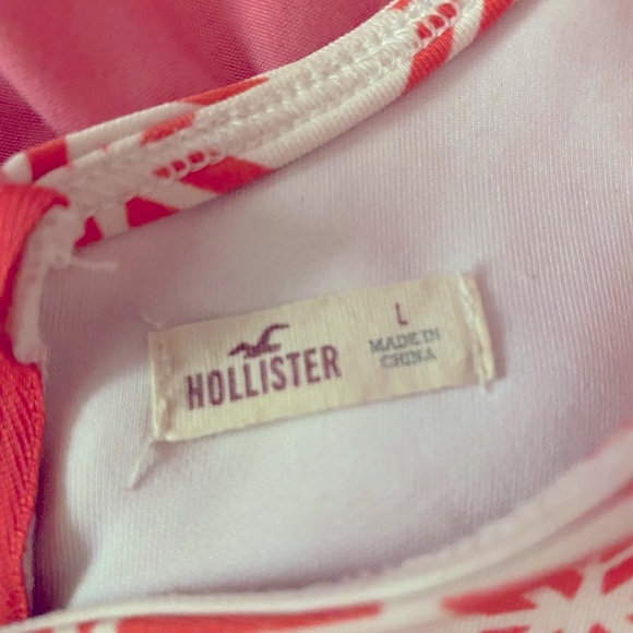 Great for festivals or wearing wherever you’d like to in this upcoming summer. - Picture 3 of 3